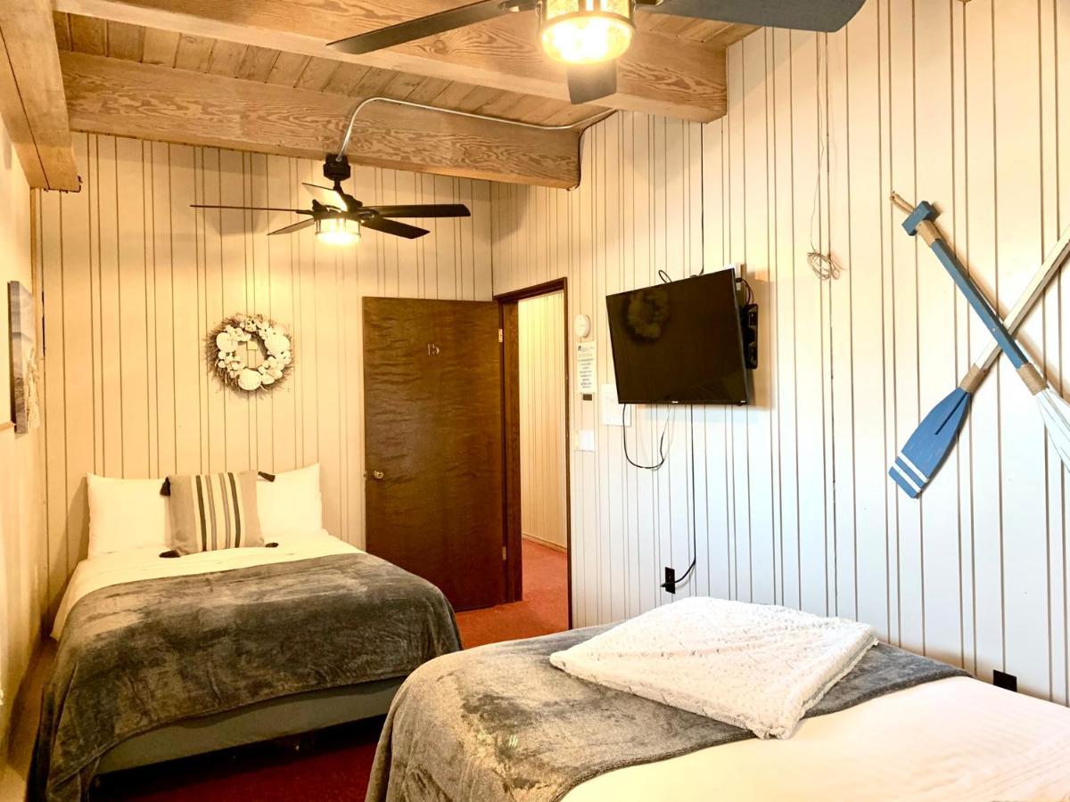 Breakers Boutique Inn 웨스트포트 외부 사진