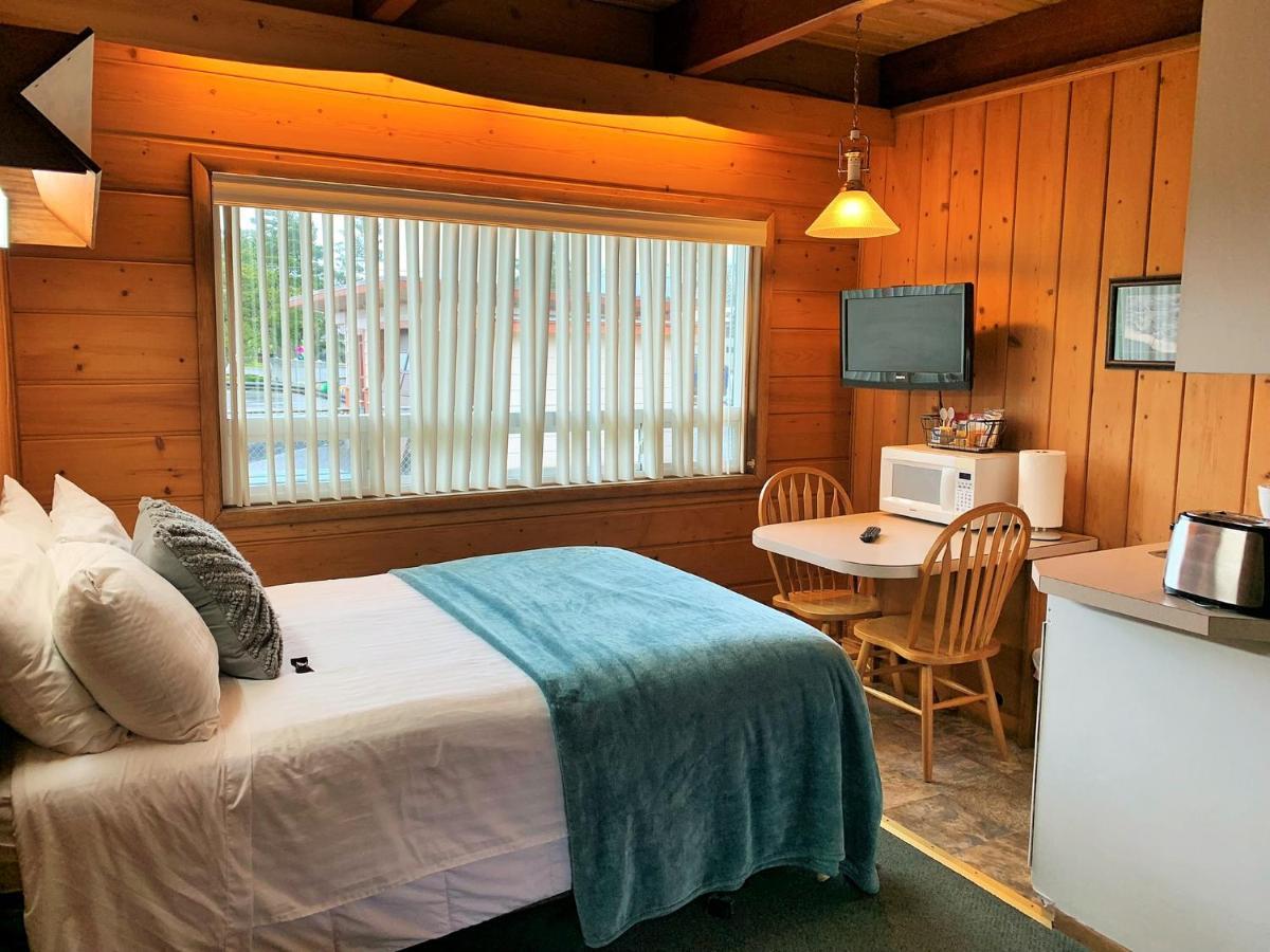 Breakers Boutique Inn 웨스트포트 외부 사진