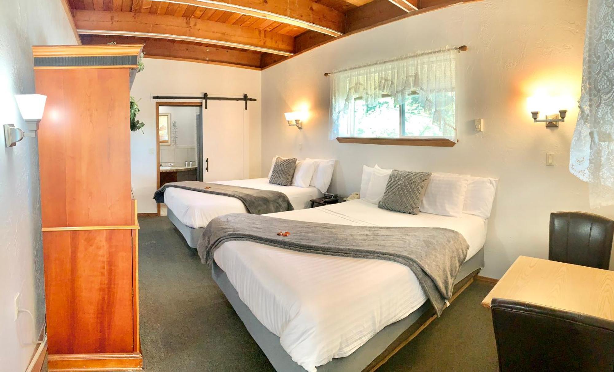 Breakers Boutique Inn 웨스트포트 외부 사진
