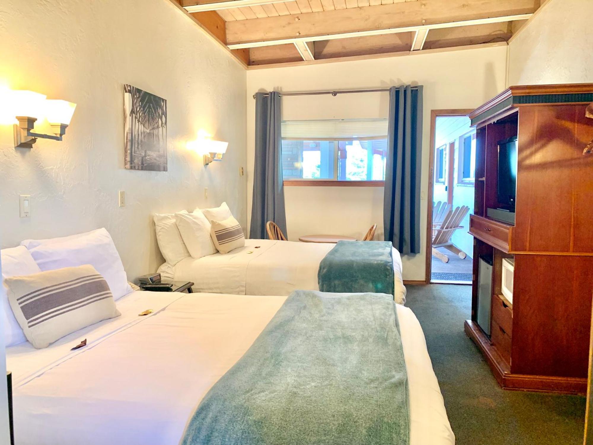 Breakers Boutique Inn 웨스트포트 외부 사진