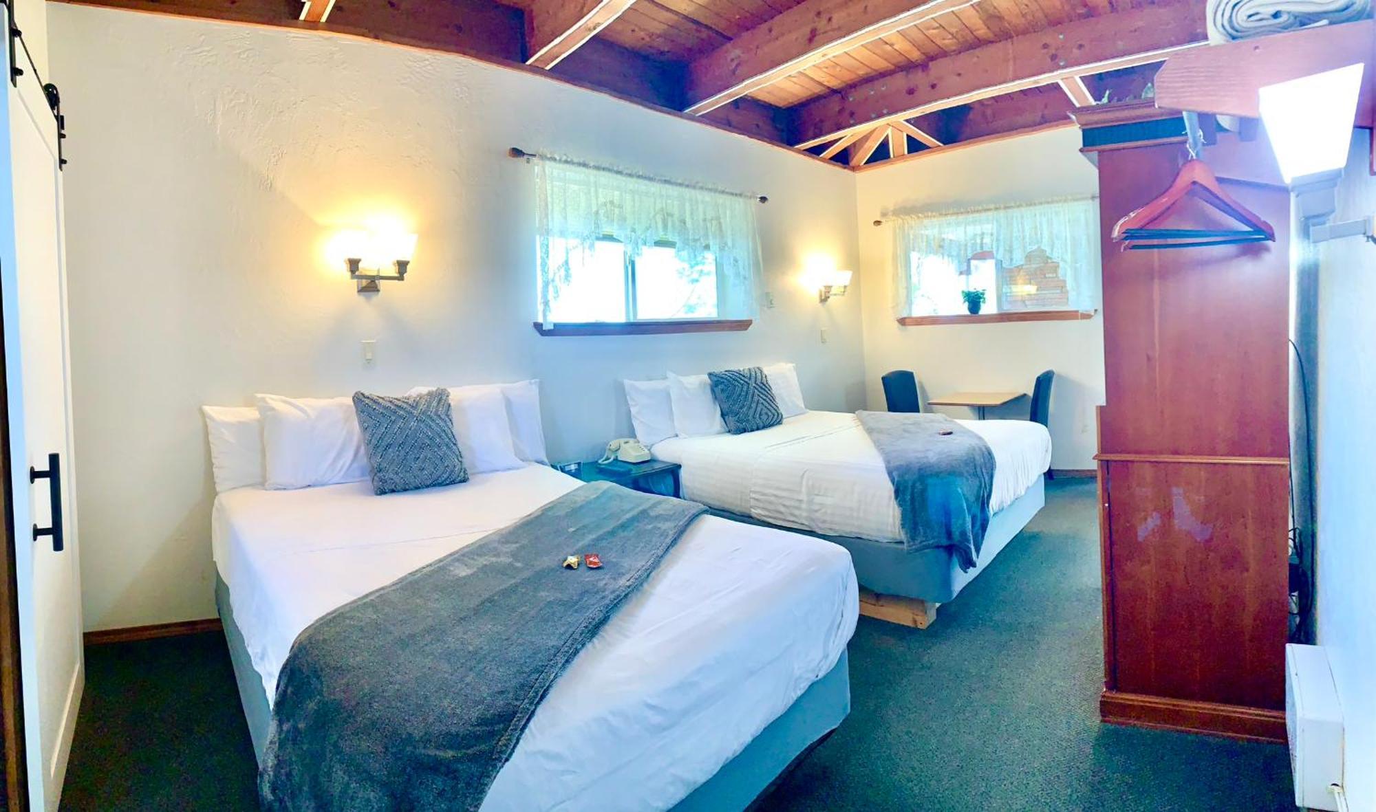 Breakers Boutique Inn 웨스트포트 외부 사진
